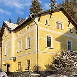 Hillside & Garden By Interhome * Svoboda nad Úpou