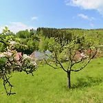 Hillside & Garden By Interhome *