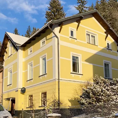 Hillside & Garden By Interhome * Svoboda nad Úpou